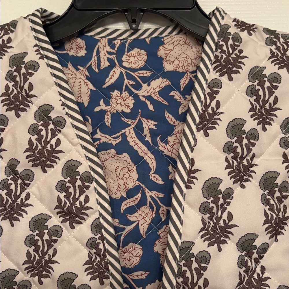 Reversable Floral Patterned Down Boho Jacket - image 4